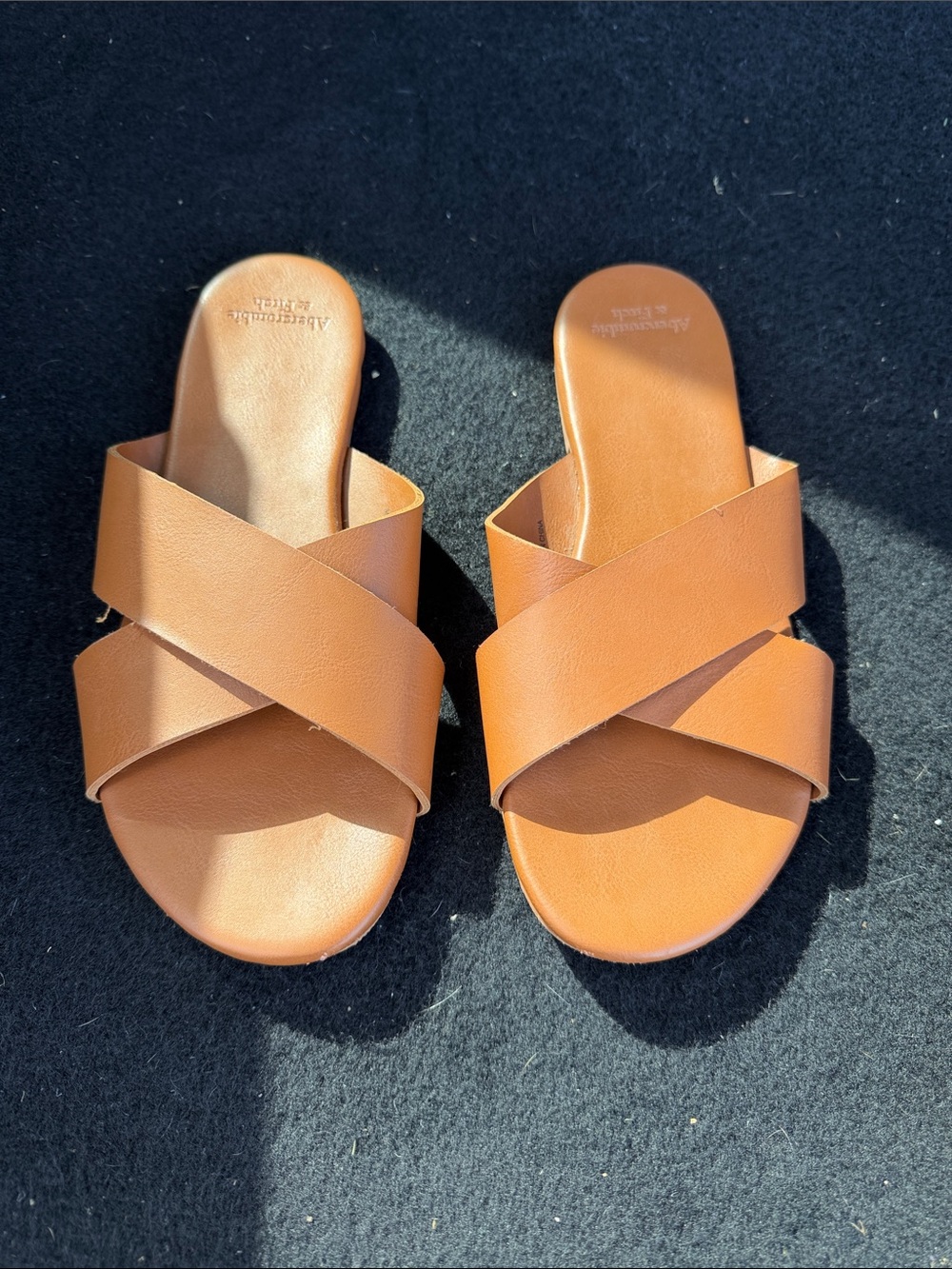 Abercrombie & Fitch Women's Tan Cross-Strap Slide Sandals